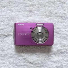 Nikon COOLPIX S220 本体 コンデジ バッテリー、充電器付属 - メルカリ