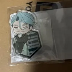ふ*ー様 ハピクロ！ガンダムジークアクス　アクリルスタンド　シャリア・ブル