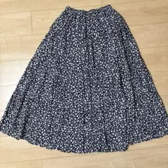 GU 花柄フレアロングスカート　M 美品のサムネイル