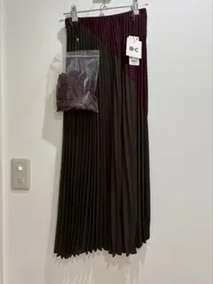 UNIQLO C ユニクロ コラボ　ユニクロシー プリーツロングスカート　新品