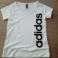 【最終お値下げ】アディダス　半袖Tシャツ　130