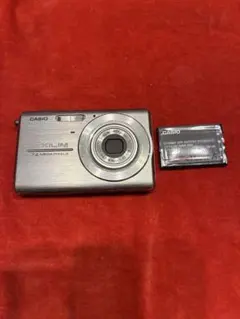 完動品　CASIO EXILIM EX-Z75 デジタルカメラ 本体