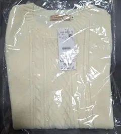 CROCODILE ホワイト　ニット