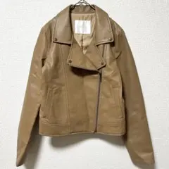 セシルマクビー　ライダース ジャケット　レザーライク　ベージュ
