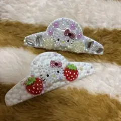 ハローキティ キラキラ　イチゴクリップ お花クリップ　キッチンクリップ2個セット