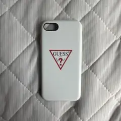 GUESSホワイト iPhoneSE2,7,8用スマホケースのサムネイル
