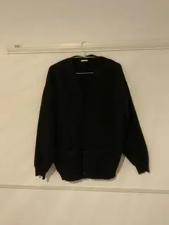 GU 未使用　黒のVネックカーディガン