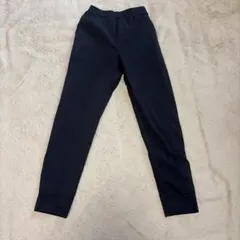 UNIQLO 黒 ロングパンツ 150サイズ
