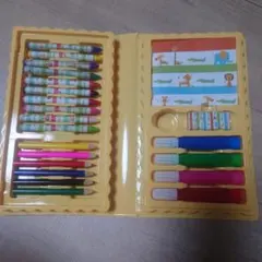ニトリお絵描きセット 子ども用文具