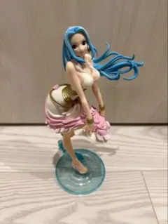 ワンピース　ビビ　フィギュア　本日限り値下げ