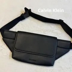Calvin Kleinミニマルフォーカスウエストバッグ ボディーバッグ