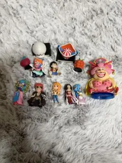 ワンピの実　まとめ売り　ルフィ　ナミ　ビビ　8個セット　フィギュア　その他