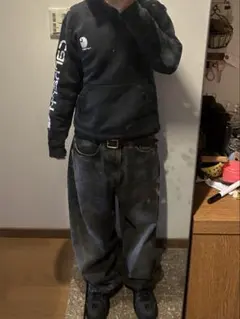 カーハート　短丈　パーカー