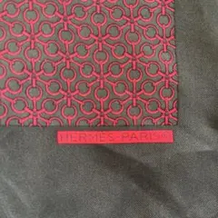 エルメス　ポケットチーフ　男性用　42✖️42