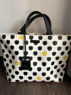 ✨完売品✨ケイトスペード エラトートバッグ りんご柄 刺繍 キャンバス