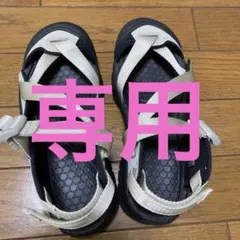 KEEN スポーツサンダル ベージュ ブラック　新品　US6 ２３cmのサムネイル