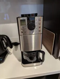 と*み様 無印良品 豆から挽けるコーヒーメーカー 自動式 MJ-CM1のサムネイル