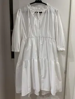 ティアードワンピース ホワイト 膝丈