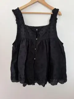 ビームスボーイ刺繍フリル　黒キャミソールのサムネイル