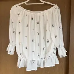 INGNI オフショルダー　花柄ブラウス