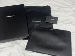 美品　SAINTLAURENT クラッチバック　黒　ブラック　サンローラン