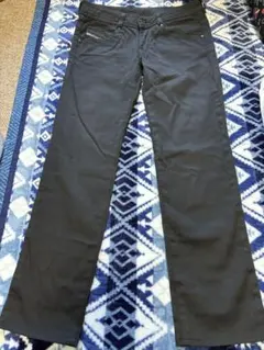 DIESEL ブラック　ストレッチ　パンツ　デニム　25