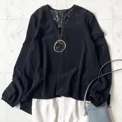 美品♪エストネーション　レース切替　ブラウス　日本製　Ｖネック　長袖　とろみ　黒のサムネイル