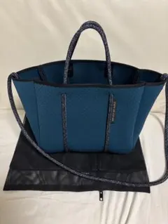 プティエスケープ ショルダーバッグ 青