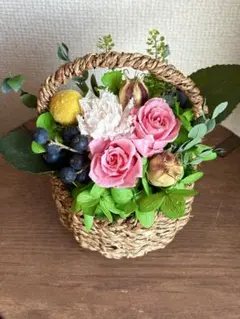 【母の日ギフト】華やかなピンクのナチュラルバスケット｜プリザーブドフラワー