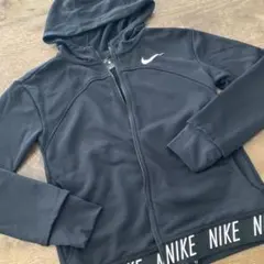 NIKE スウェットパーカー
