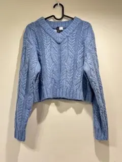 【新品未使用】H&Mブルー ケーブル編み クロップドニット