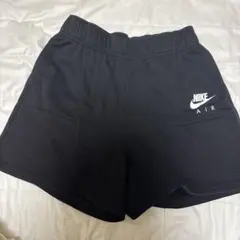 NIKE AIR ブラックショートパンツ