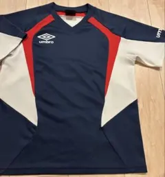 umbro Vネックシャツ ネイビー 赤