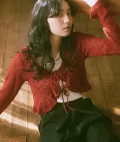 透かし編みフロントリボンフリルカーディガン