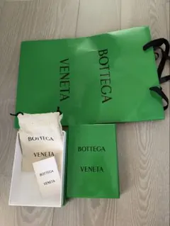 BOTTEGA VENETA グリーン　ショッパー　空箱