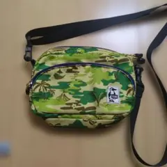 CHUMSカモフラージュ柄ショルダーバッグ