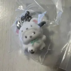 サンリオ　めじるしアクセサリー　ふわふわスノー　ポチャッコ