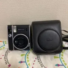 instax mini 40 チェキ　本体 専用ケース付き