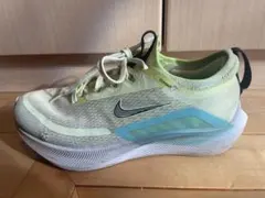 ナイキ ZOOM FLY 4 中古品