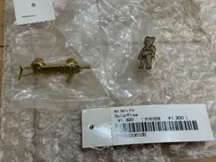 2026年最新】supreme ピンズの人気アイテム - メルカリ