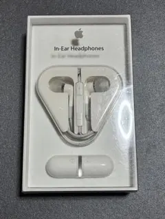 新品未使用 アップル純正 In-Ear Headphones ME186FE/A