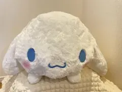 シナモロール　超超BIGぬいぐるみ　〜ねそべり〜
