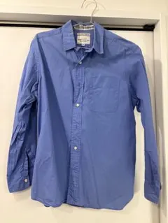 UNIVERSAL PRODUCTS Shirt Mサイズ 青のサムネイル