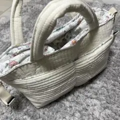 ホワイト キルティング ベビーカーバッグ