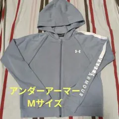 UNDER ARMOUR パーカー ロゴ入り Mサイズ 裏起毛のサムネイル