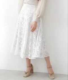 JILLSTUART 花柄レース フレアスカート ホワイトのサムネイル