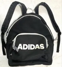 アディダス バックパック リュック ブラック 黒 軽量 シンプル ユニセックス