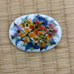 花柄楕円形ブローチ