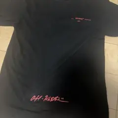 オフホワイトTシャツ