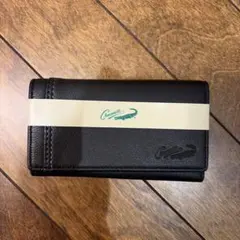 クロコダイル　キーケース　黒　シンプル